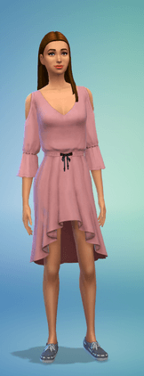 Simette des Sims en robe rose.