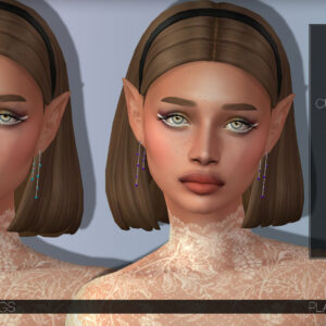 Sims avec boucles d'oreilles Aphrodite.