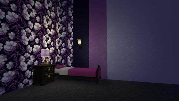 Chambre avec lit violet et mur à fleurs.