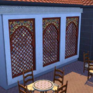 Extérieur de café dans *Les Sims 4* avec tables et décorations