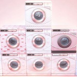 Illustration de machines à laver stylisées pour *Les Sims 4* en version rose pastel