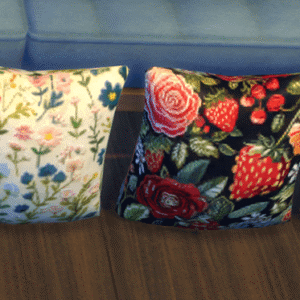Coussins décoratifs aux motifs floraux pour *Les Sims 4*